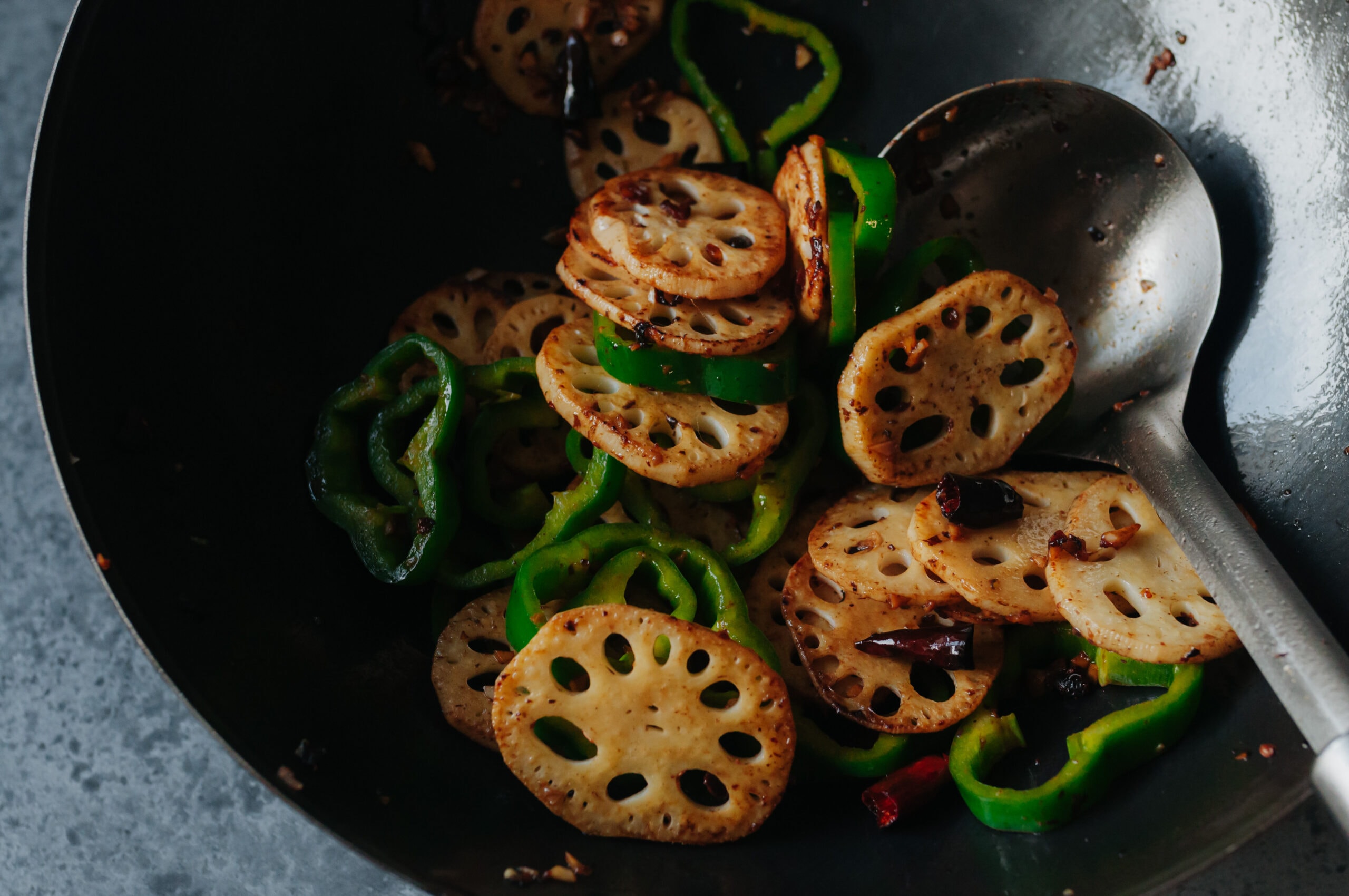 Blooming Flower Stir Fry Pan